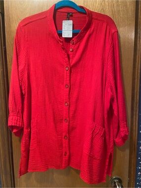 BY JJ Red Cotton Button-Front Women's Top